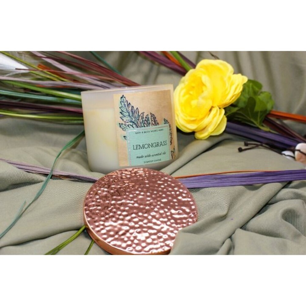 NWT Bath & Body Works •3 Wick Lemongrass Candle Made W/May Chang Essential Oils